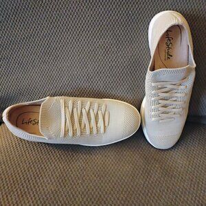 LifeStride Women's Esme 2 Sneaker